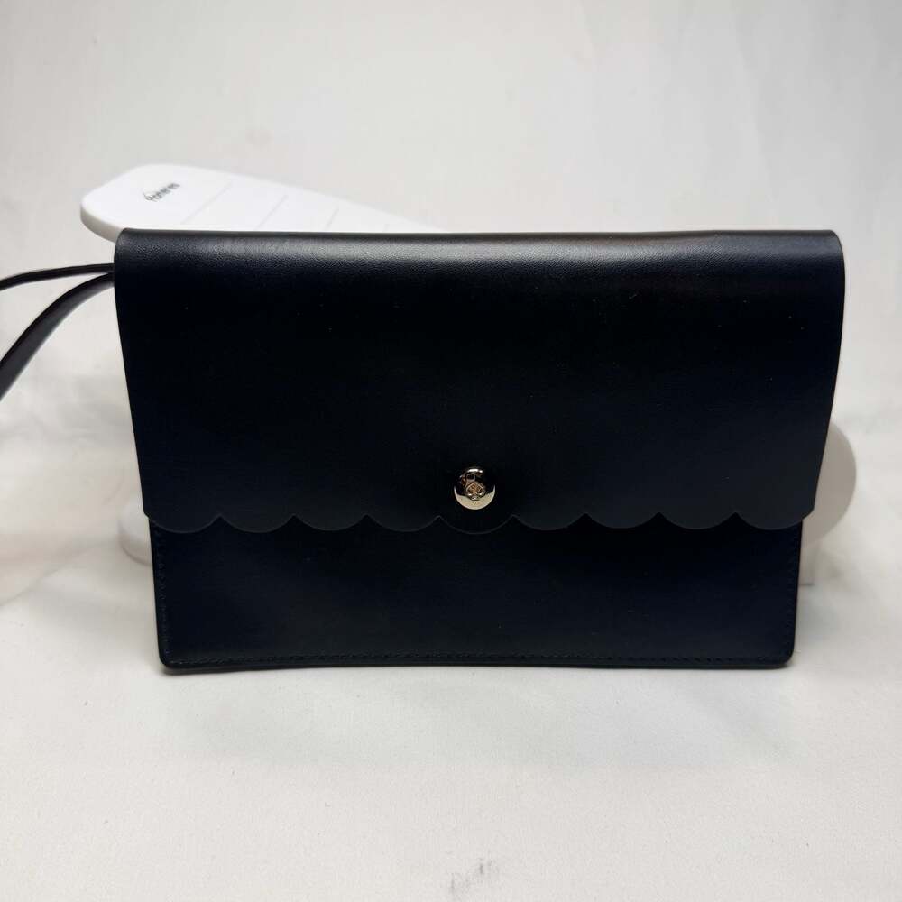 Kate Spade Bradbury Street Mollie Scalloped Leather Wristlet